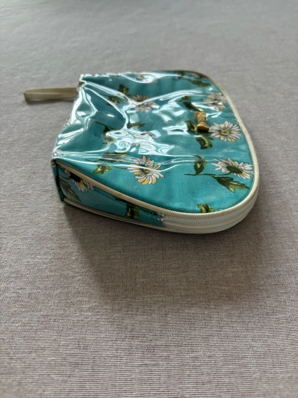 Liz Claiborne blue white